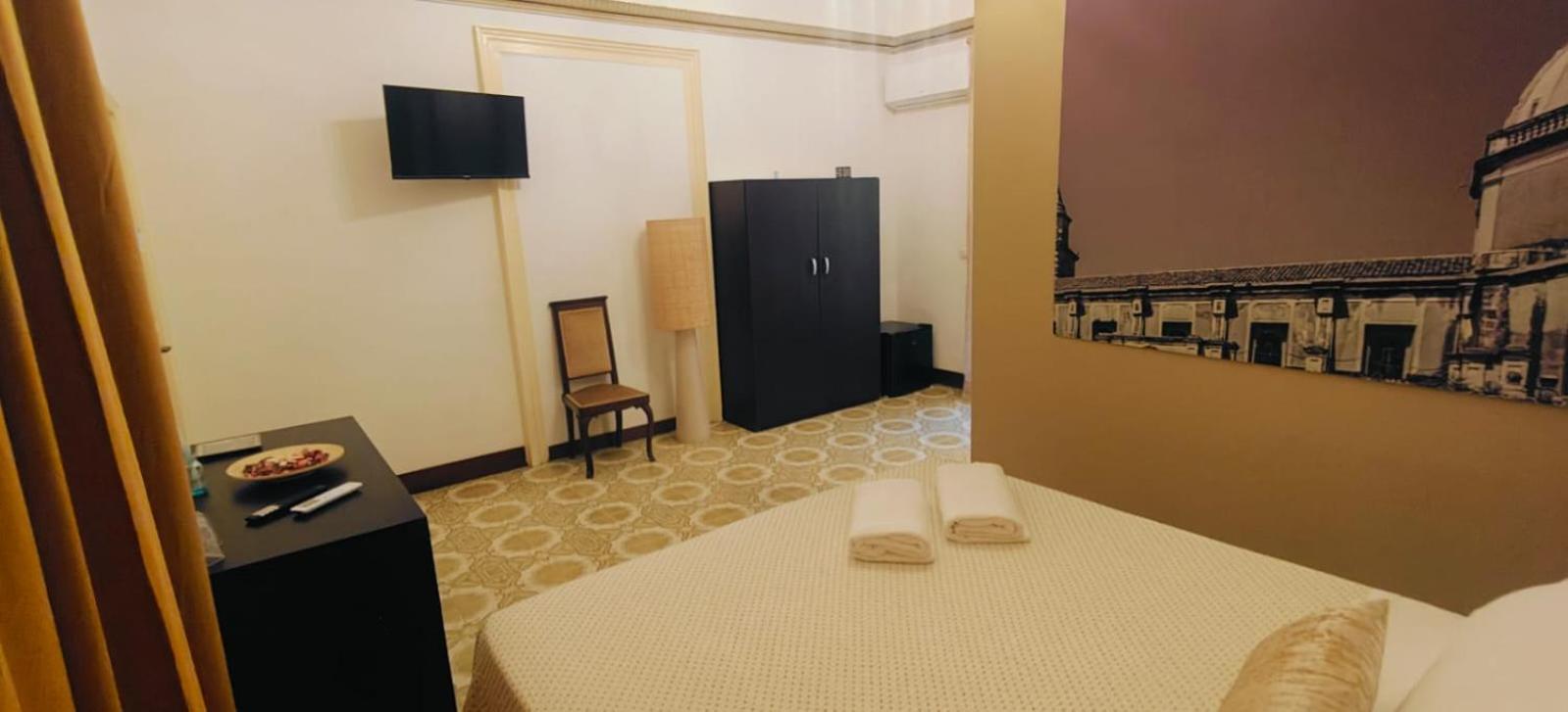 Baroque Bed & Breakfast Acireale Bagian luar foto