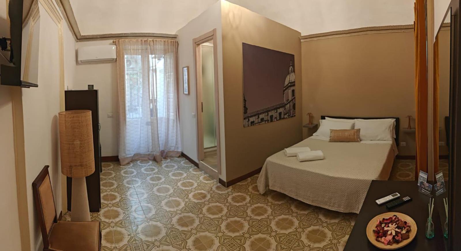 Baroque Bed & Breakfast Acireale Bagian luar foto