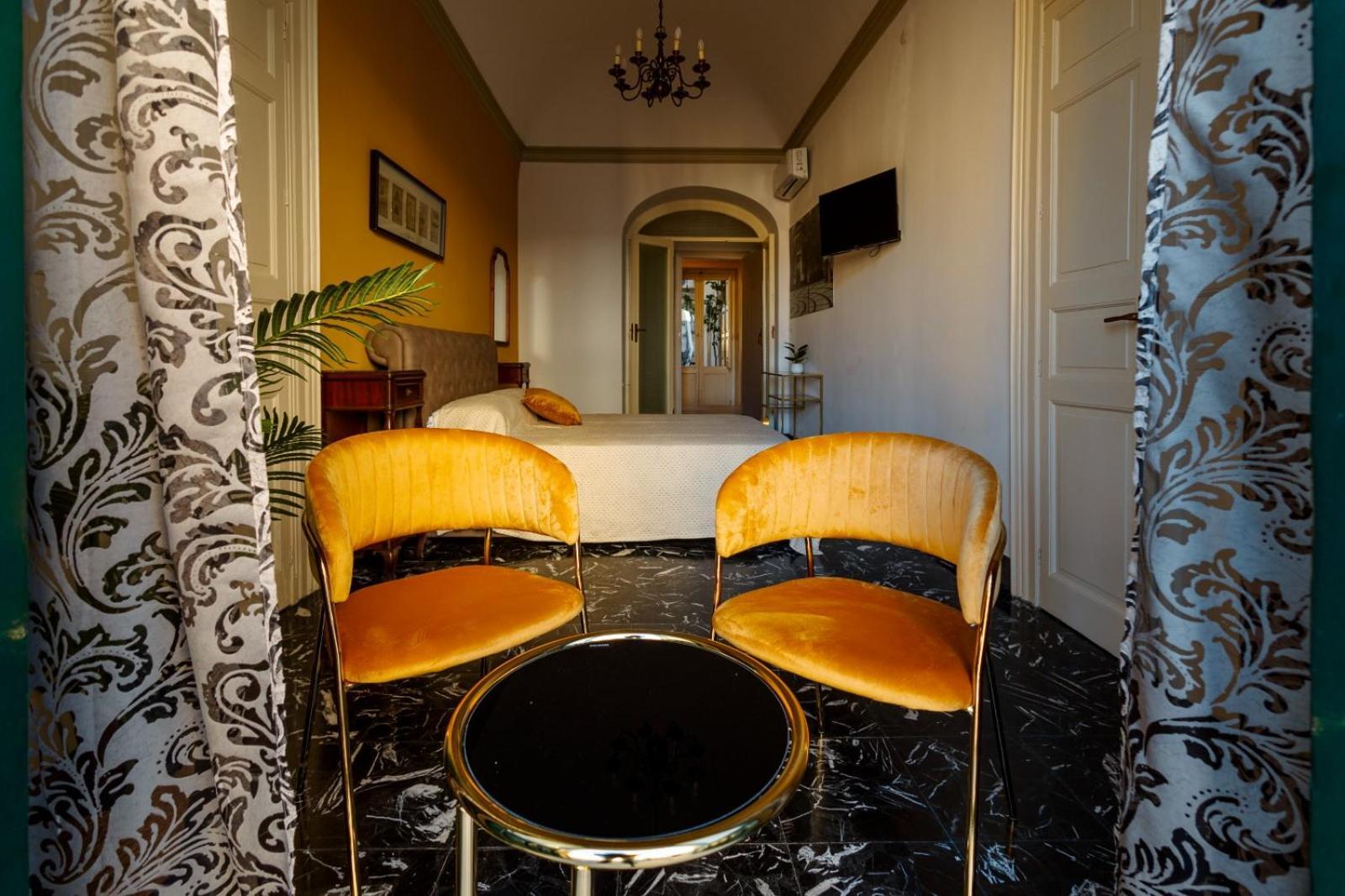 Baroque Bed & Breakfast Acireale Bagian luar foto