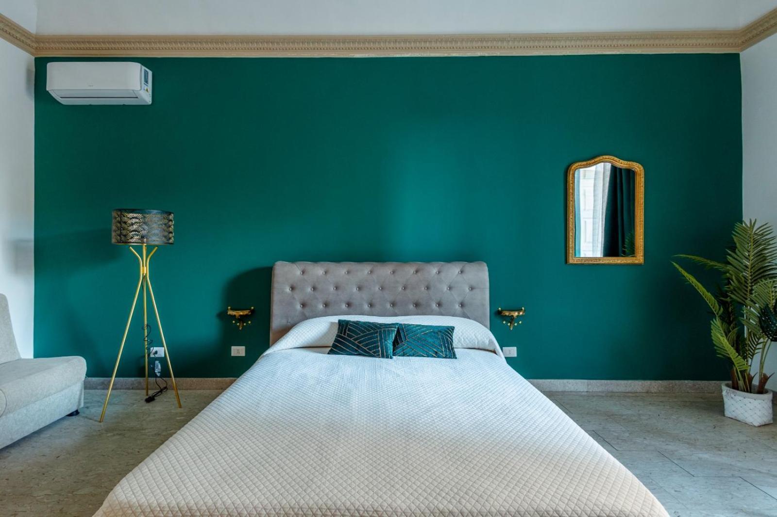 Baroque Bed & Breakfast Acireale Bagian luar foto